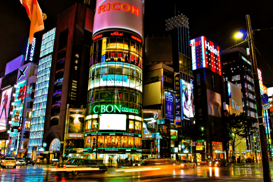 razlichiya-dvuh-yaponskih-stolic-sovremennyj-tokio-i-starinnyj-kioto-smapse-image